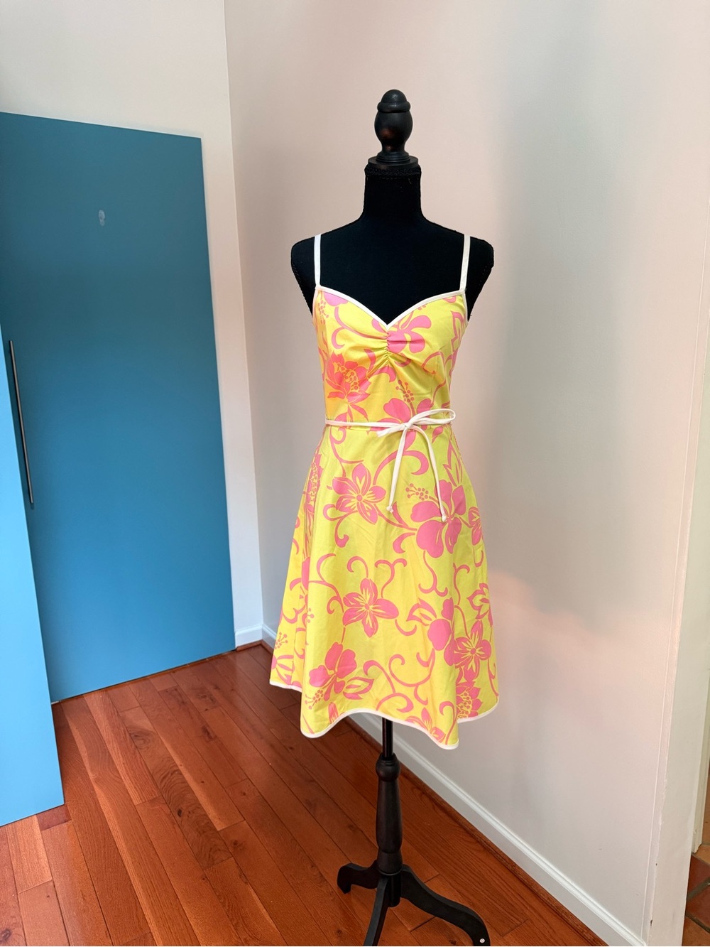 Trina Turk Pink and yellow hibiscus print dress- Size 4